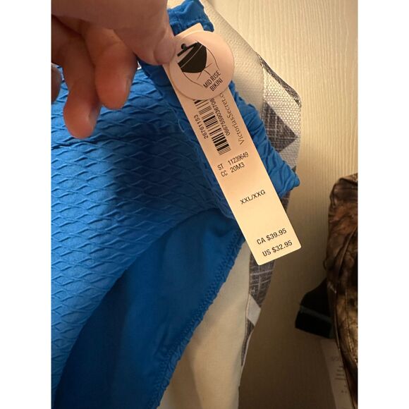 NWT Victoria Secret Twist Push-Up Bandeau Top Size 38D Matching Bottoms Size XXL - Picture 3 of 6